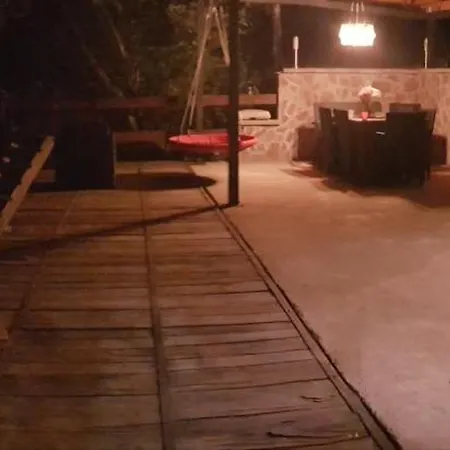 Kostela Auto-camp * Bihać